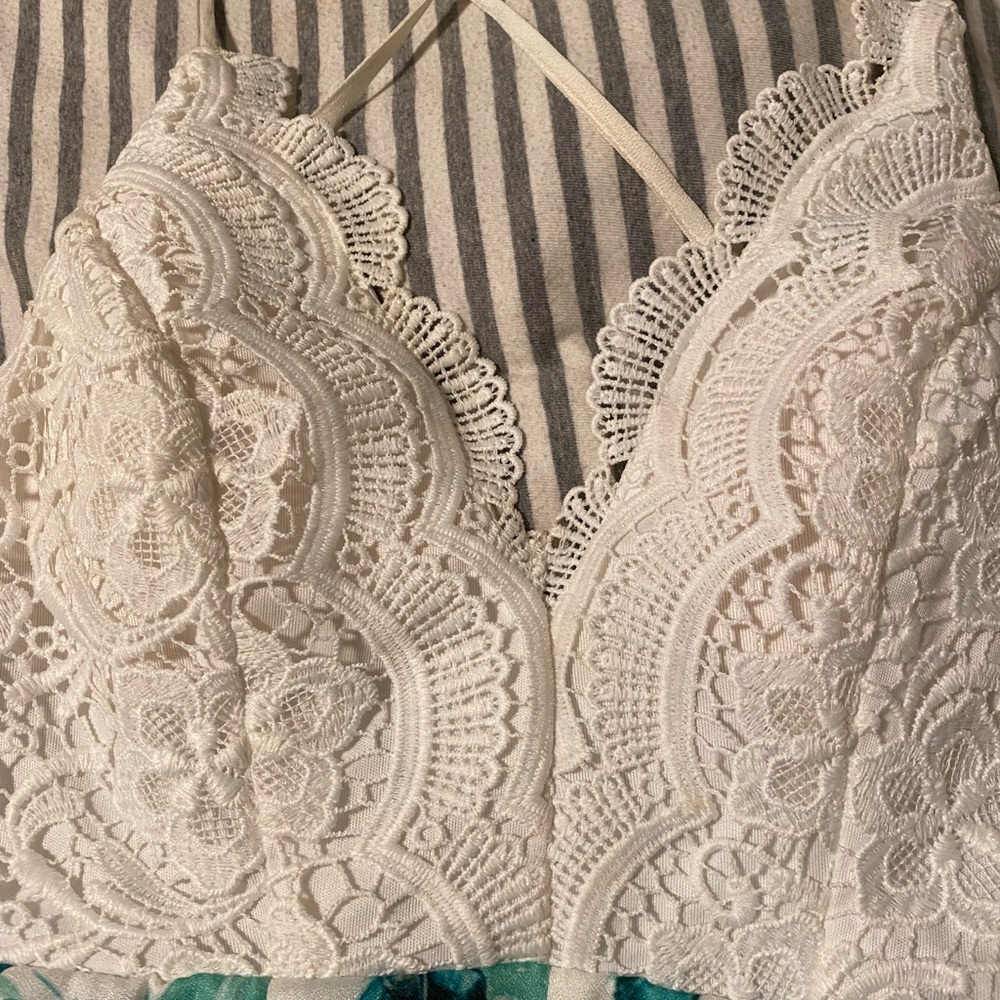 Romper - Picture 2 of 7